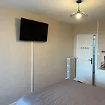 Magnifique Surequipe-balcon-vu-garage Individuel *