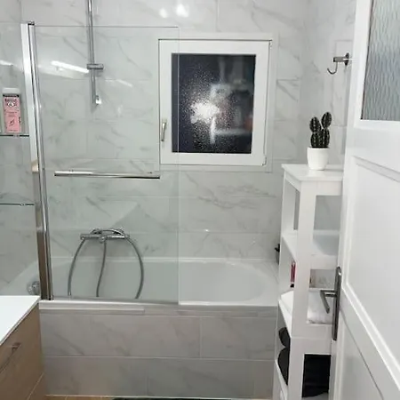 Apartment Magnifique Surequipe-balcon-vu-parking