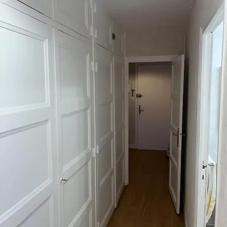 Magnifique Surequipe-balcon-vu-parking