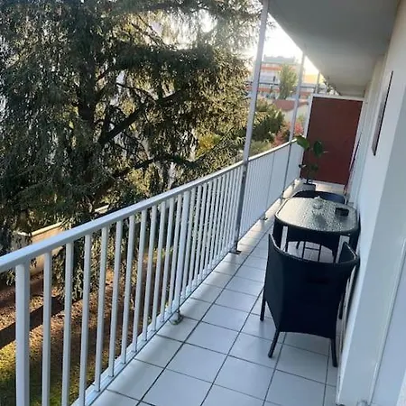 Magnifique Surequipe-balcon-vu-parking * Valras-Plage